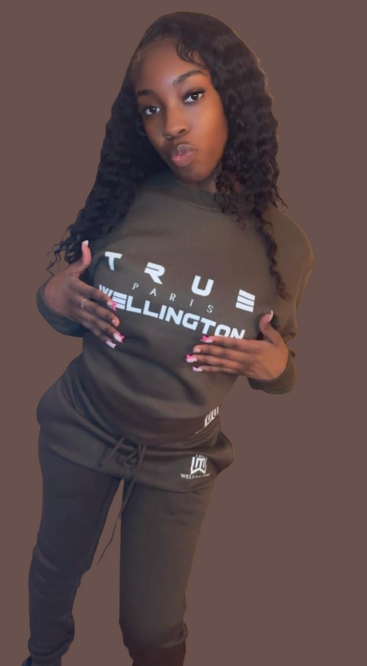 ￼Every day fitted sweatsuit ￼