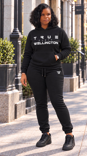 True Wellington Women’s Fitted Jogger Sweatsuit – Black